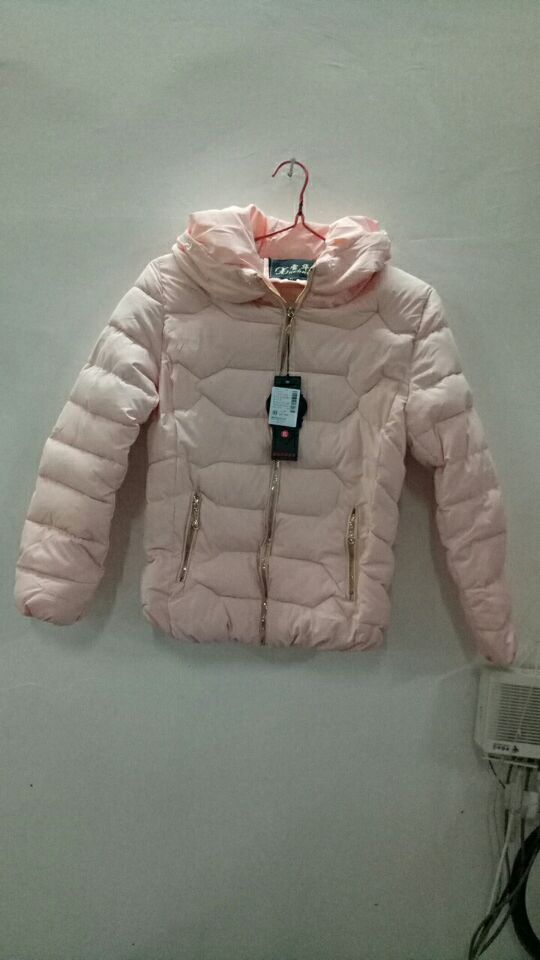 W68030001欧可微特价女加厚外套MD