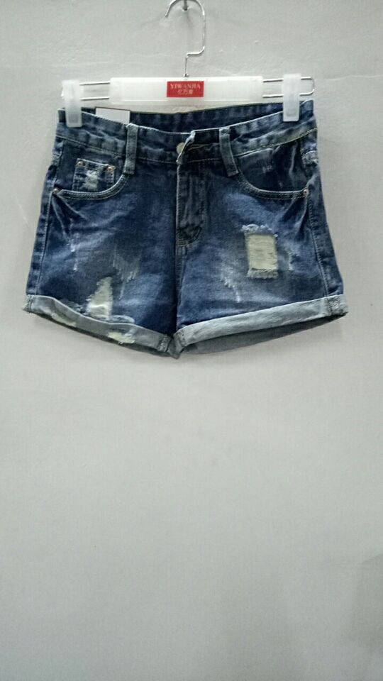 W6310908A蓝色金典女牛仔中裤HH