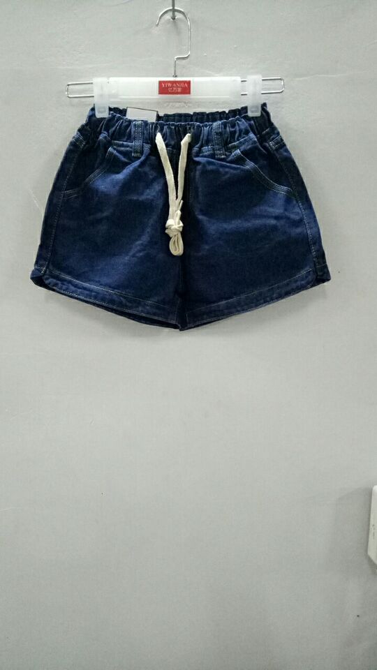 W6310001A蓝色金典女牛仔中裤HH