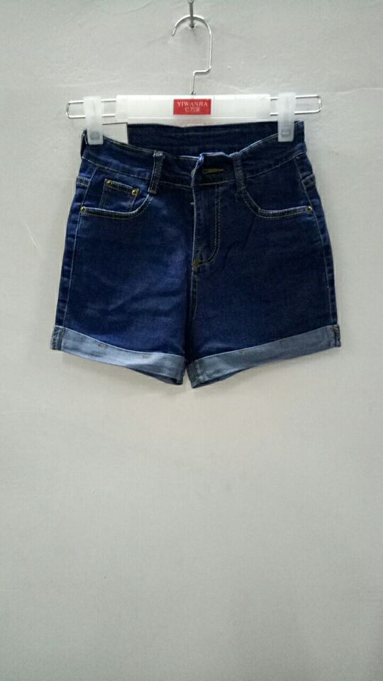 W63102201蓝色金典女牛仔中裤HH