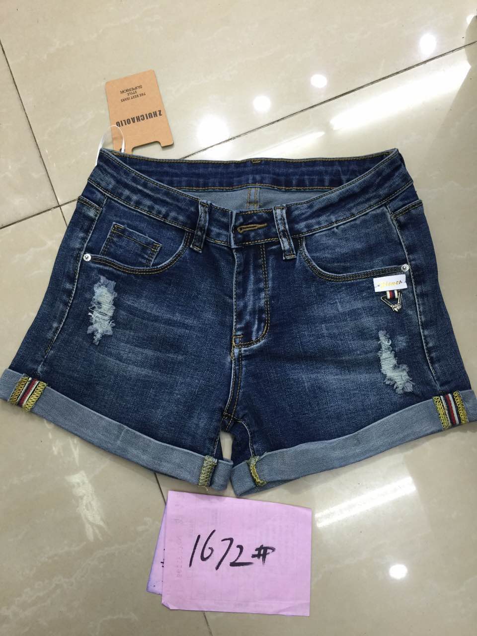 W00221672追潮女牛仔三分裤HH