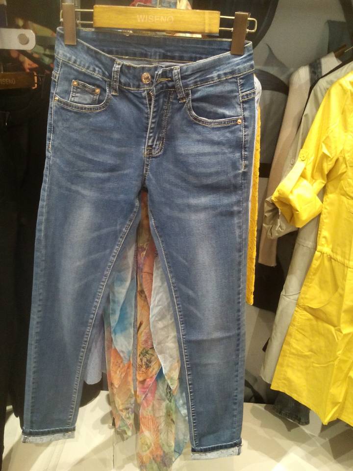 W675317500秋红夏季女牛仔九分裤HH
