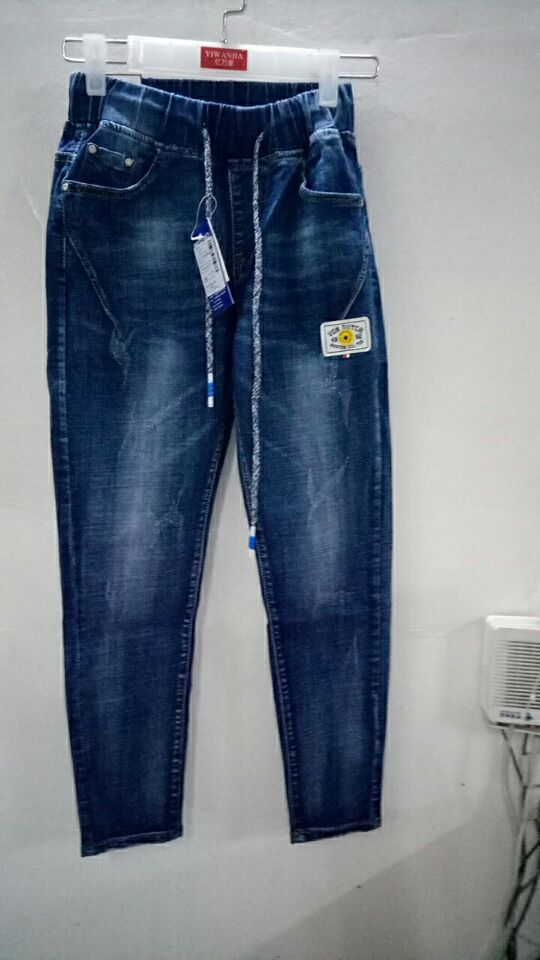W63106005蓝色经典女牛仔长裤HH      