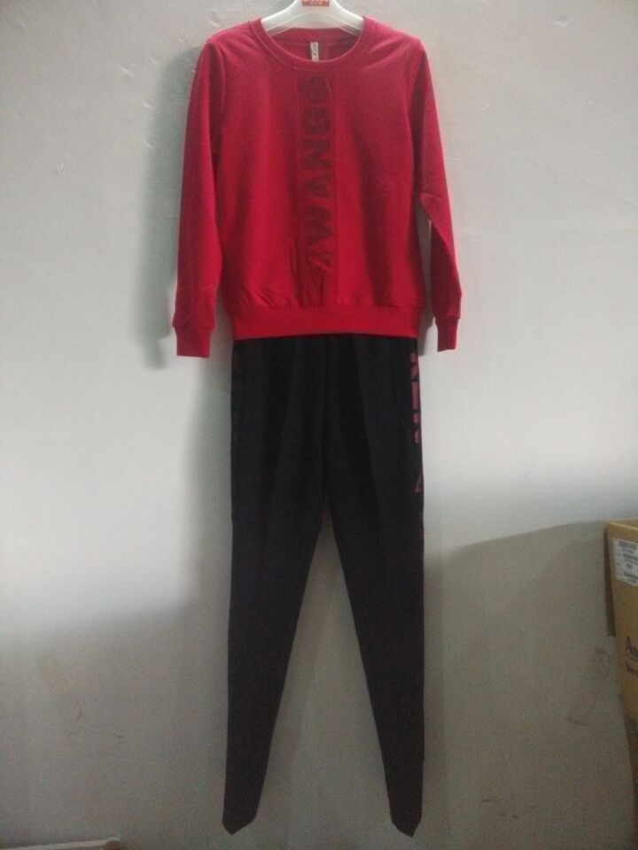 世纪风行圆领女运动套MD