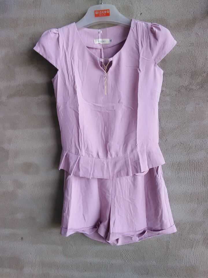 W3258821依顺女休闲三分裤套装HH