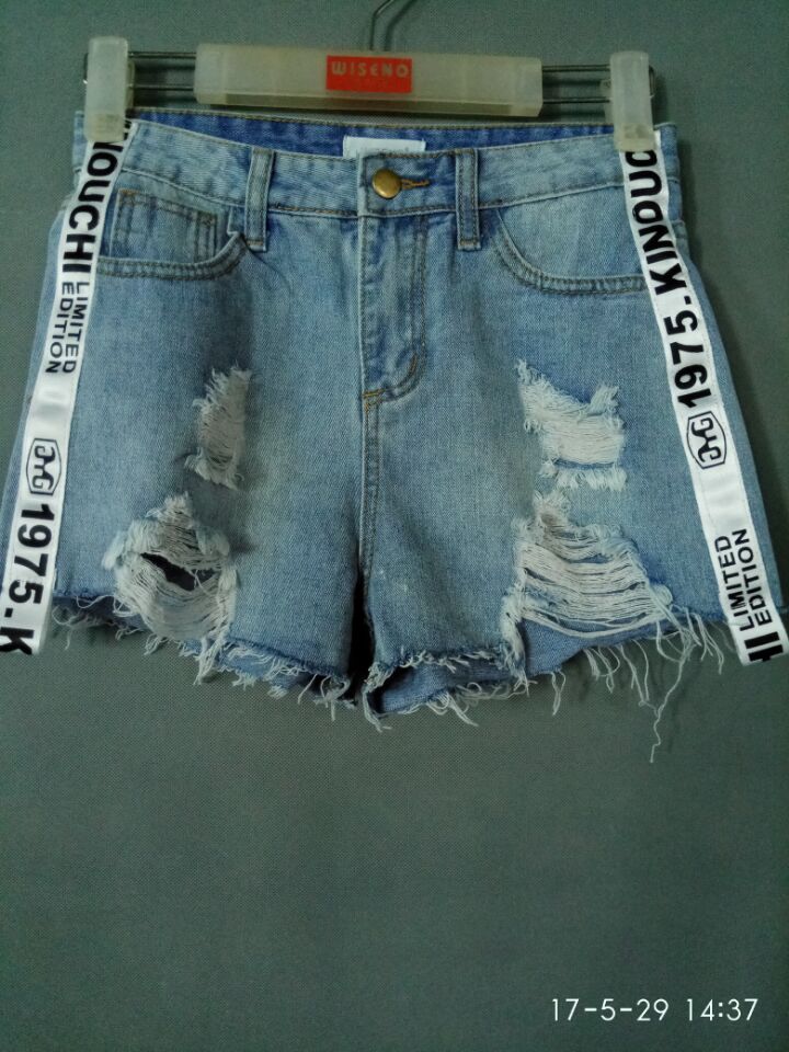 W33482735女王服饰女牛仔三分裤MD