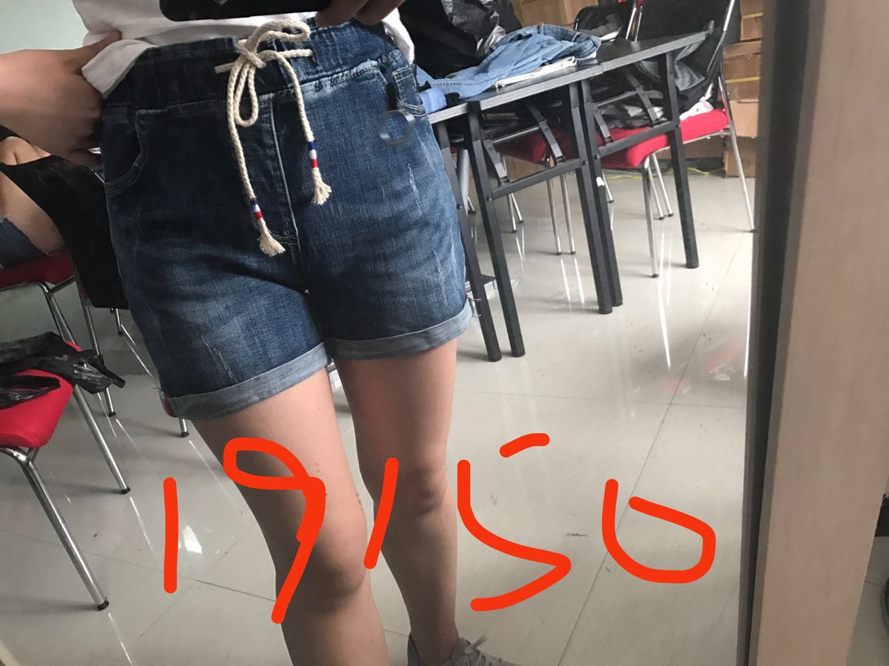 W335519150唯酷女牛仔三分裤MD