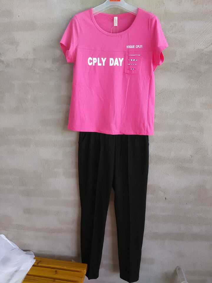 W09888228旺顶丹特价女七分裤套装MD