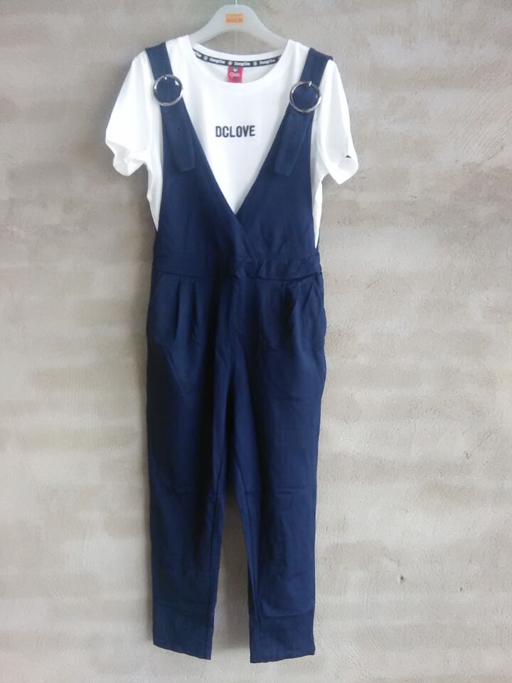 W074585594情侣屋特价亲子女童套装MD
