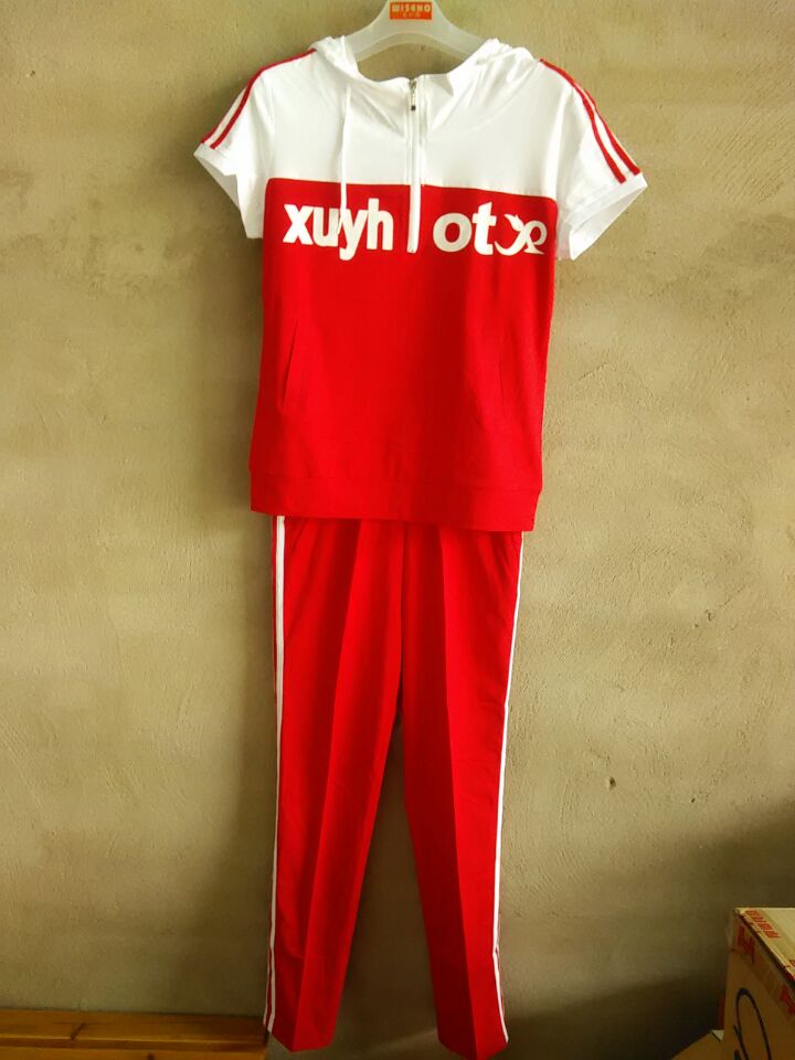 W32578672诩月特价女运动套（长裤）MD