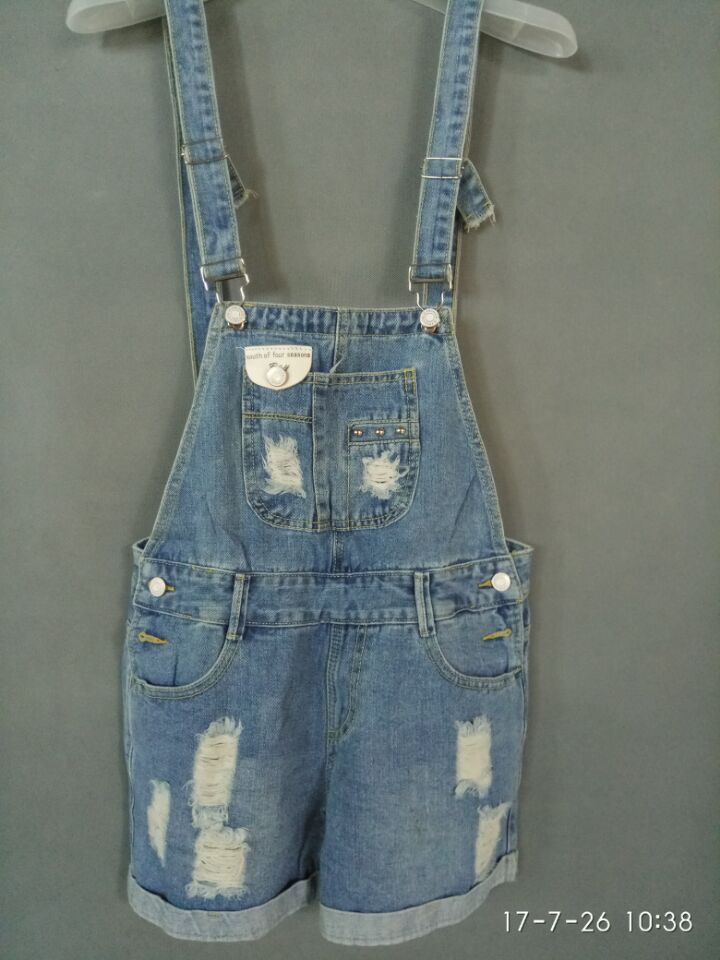 W604522612A伊甸牛特价女牛仔三分背带裤MD