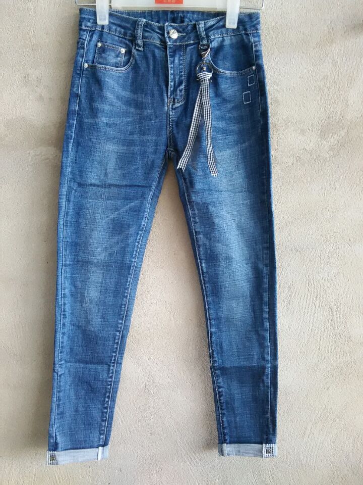 W604523952伊甸牛女牛仔长裤HH