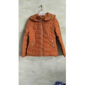 W903366901新奇特女短款加厚外套MD