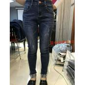 W63108118蓝色金典女牛仔长裤MD