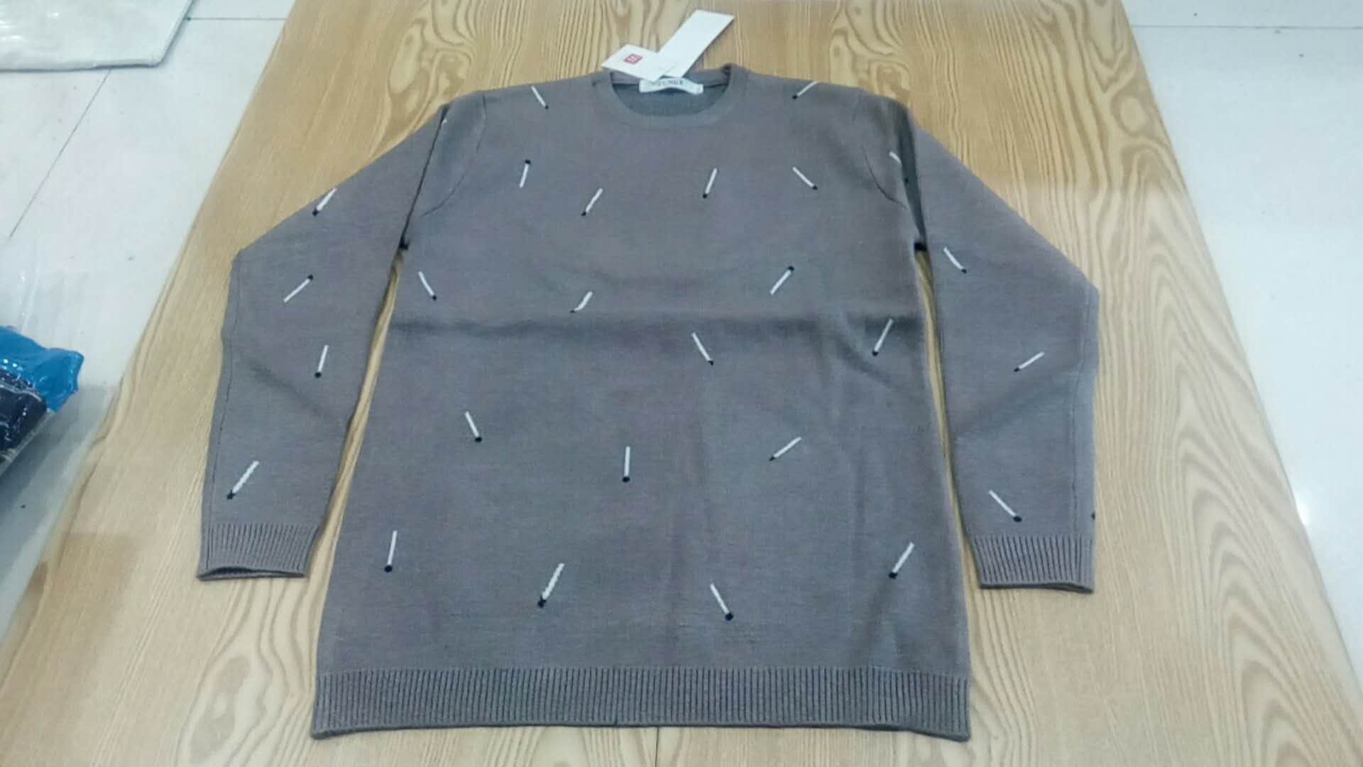 W05028877尊格12针加厚男毛衣HH