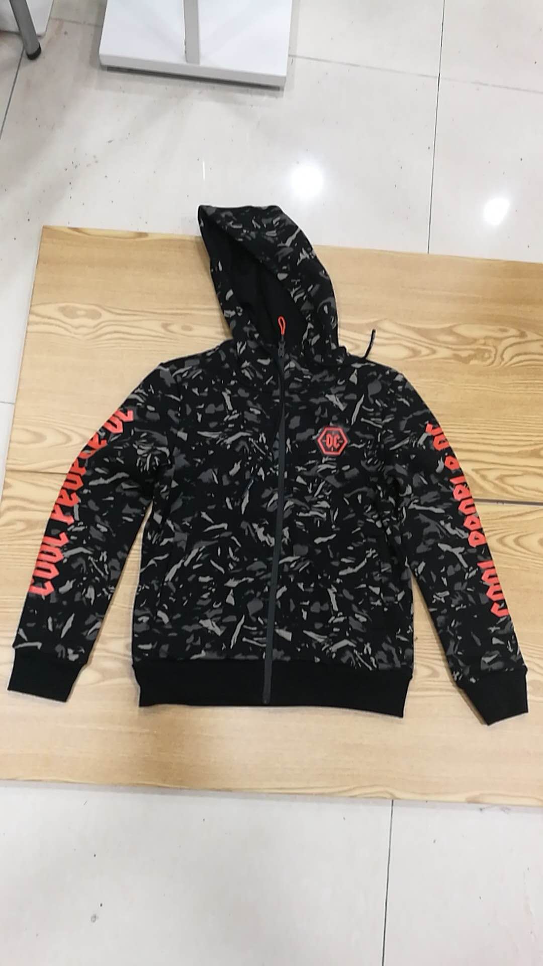 W0745BD18513情侣屋情侣女加绒卫衣外套HH