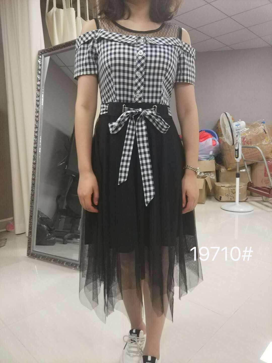 W335319710晶晶鱼1店女连衣裙MD
