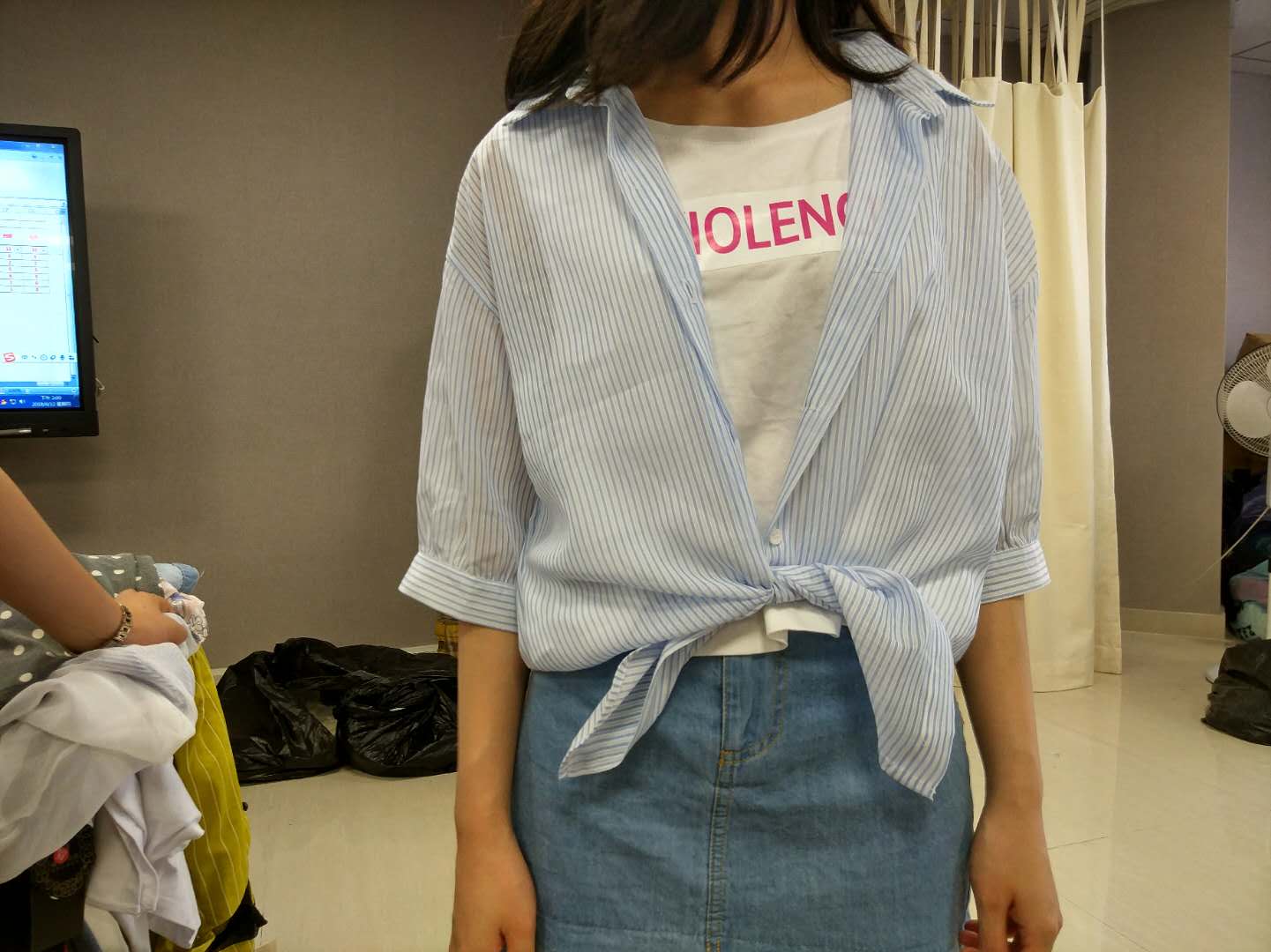 W34922092优娜女中袖衬衫MD