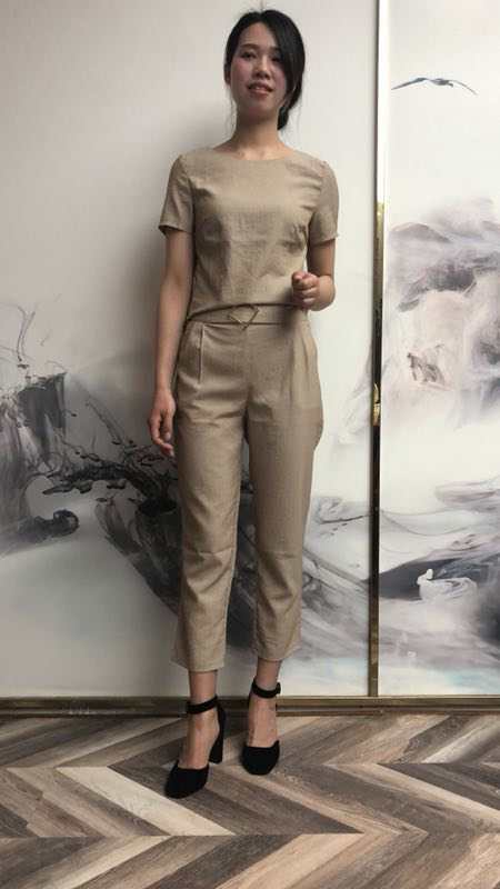 W90261831欧米纳女九分裤套装HH