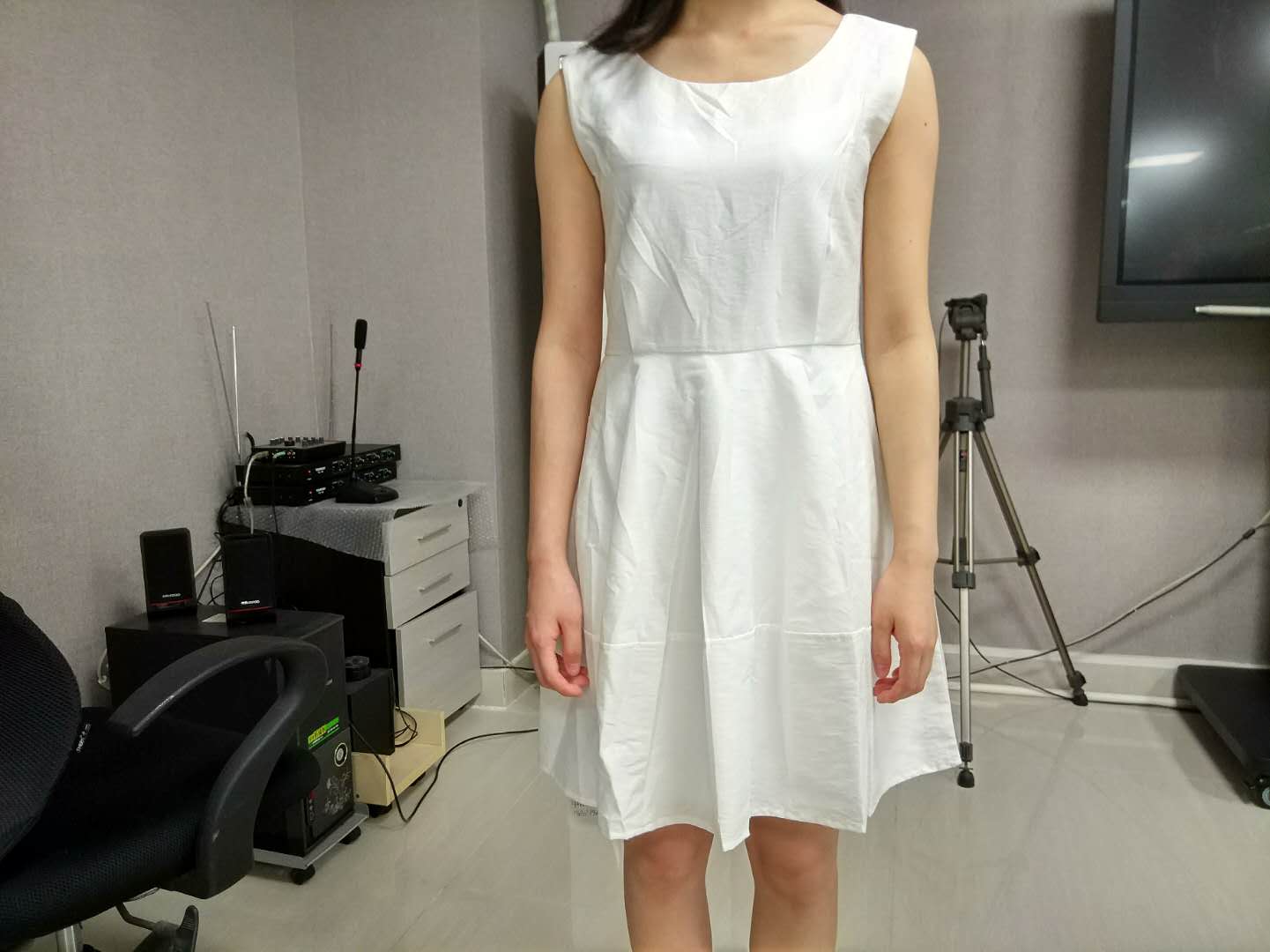 W62786033百妹仟红女连衣裙MD