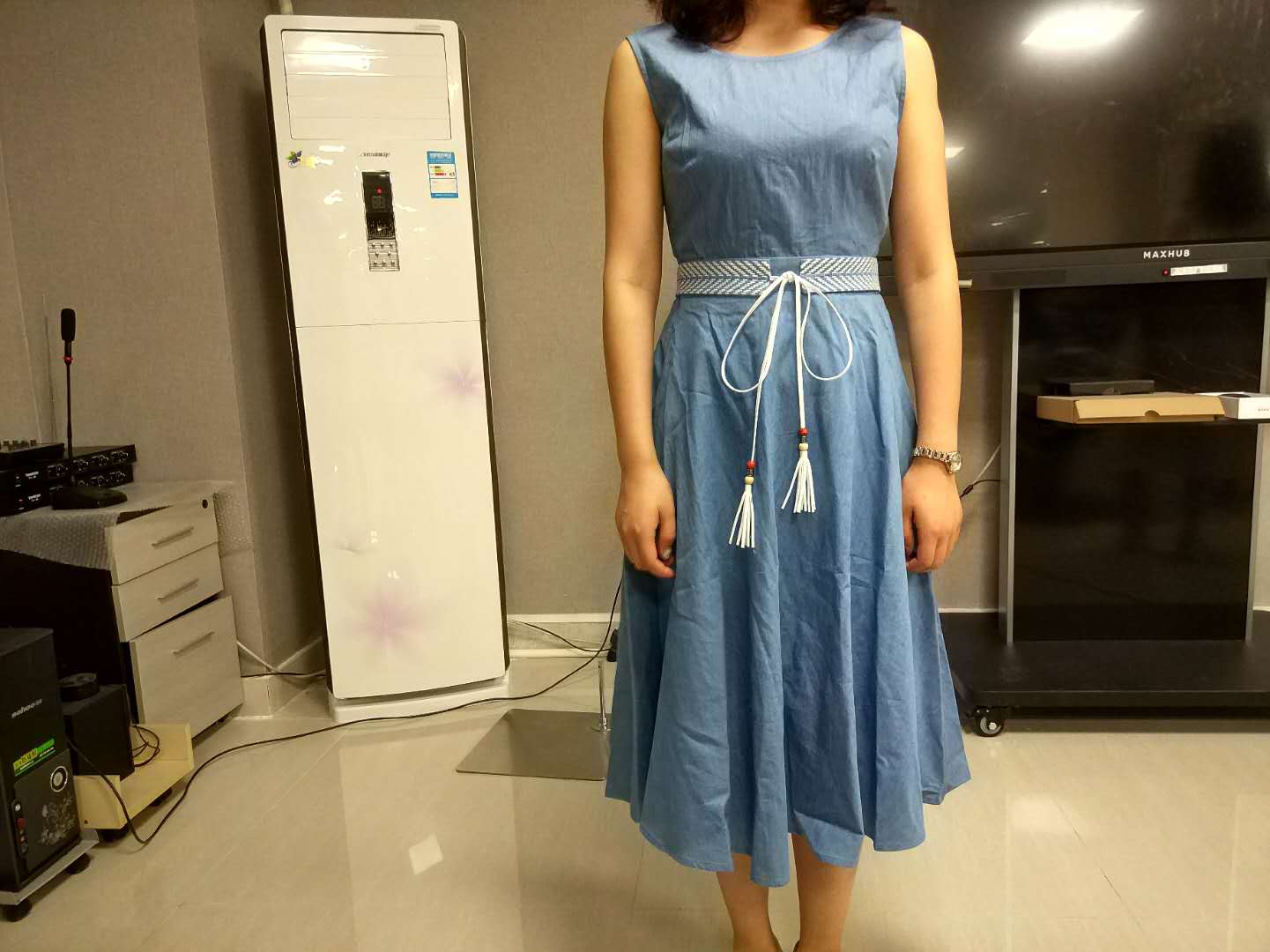 W63432044杭州沃草女连衣裙MD