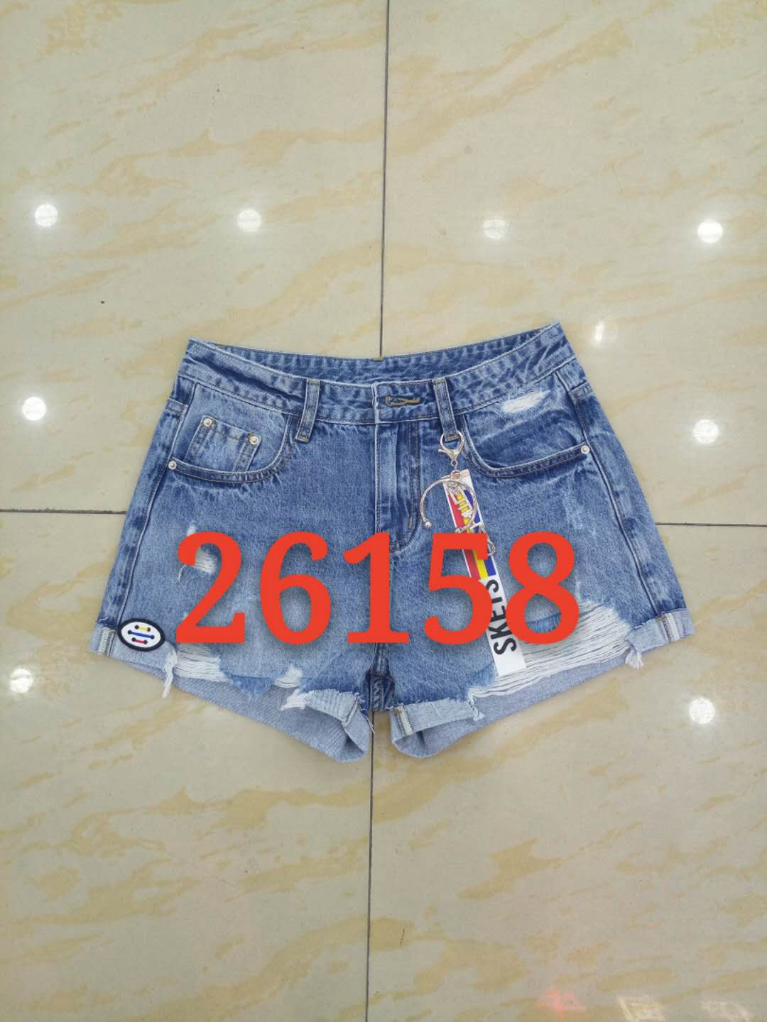 W604526158 伊甸牛女牛仔三分裤MD    