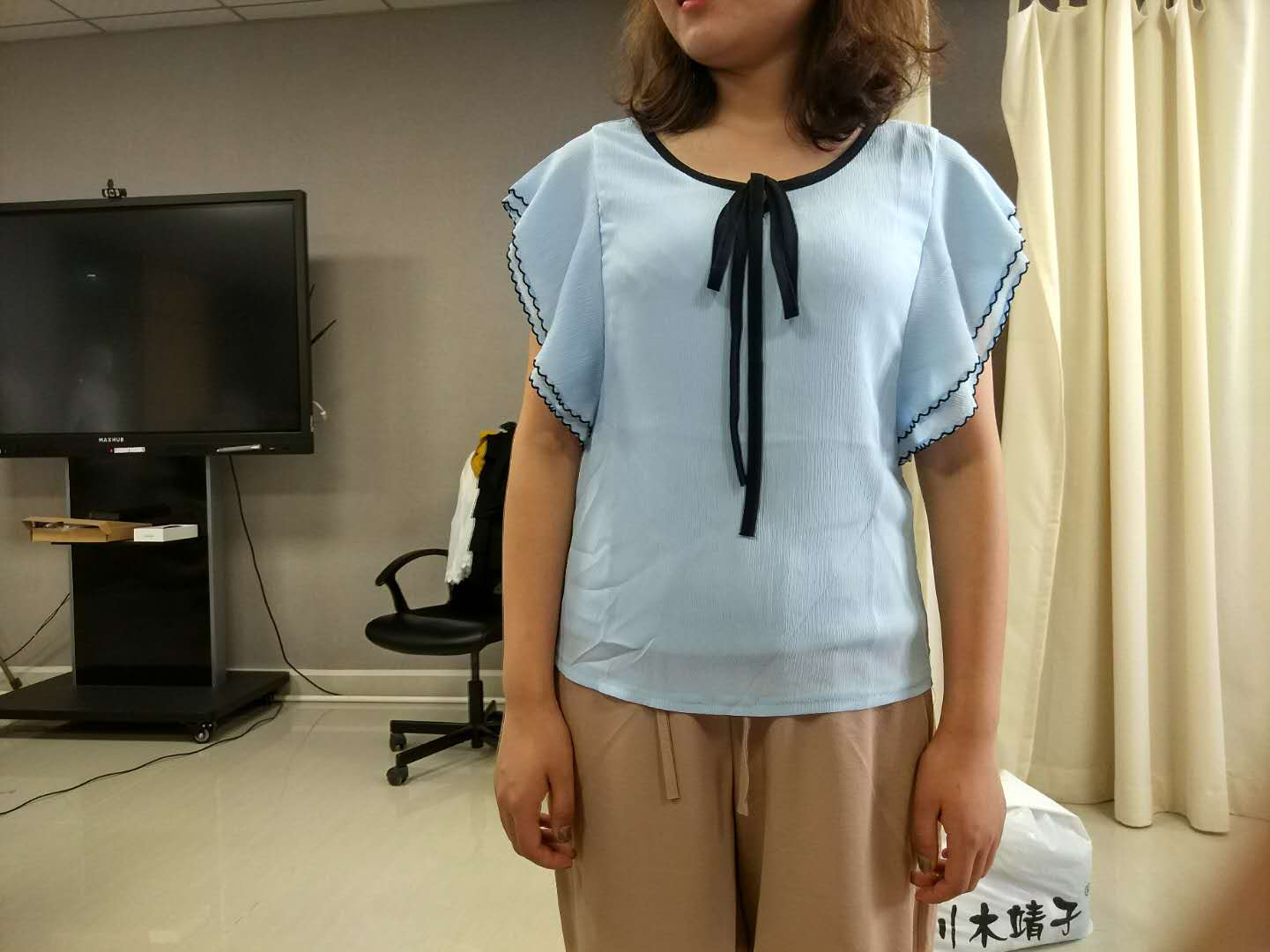 W33538097晶晶鱼1店女短袖衬衫HH