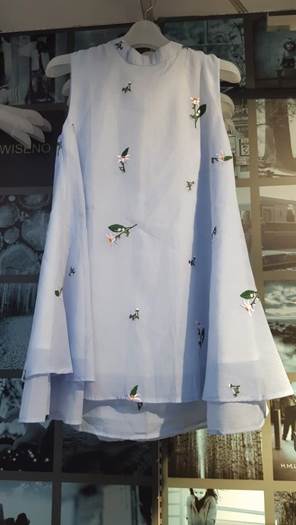 W99991279外购爱依服女连衣裙样板