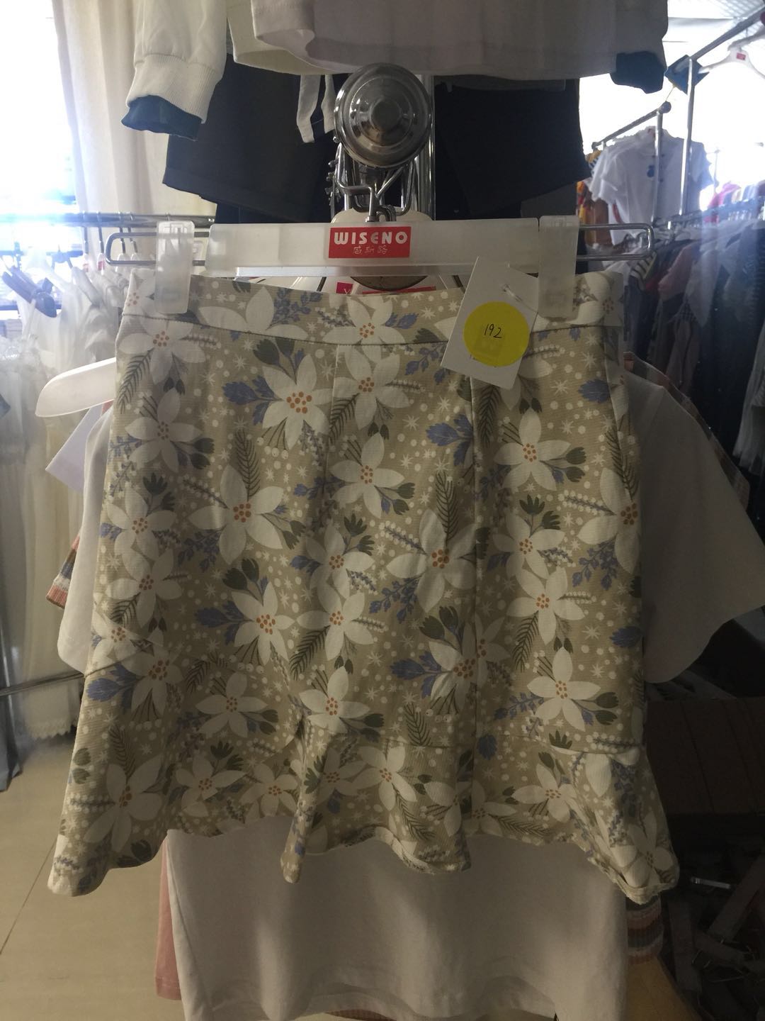 W99997251 外购爱依服女夏半身裙     