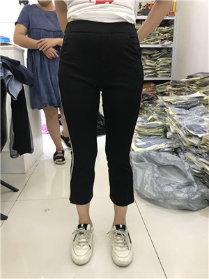 W63189851-1诺雅森特价女休闲七分裤MD