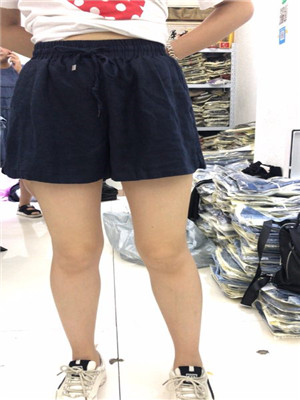 W63189869诺雅森特价女休闲三分裤MD