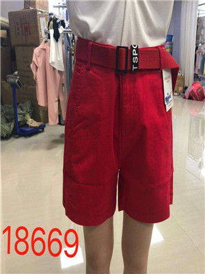 W355318669 名美特价女休闲三分裤MD    