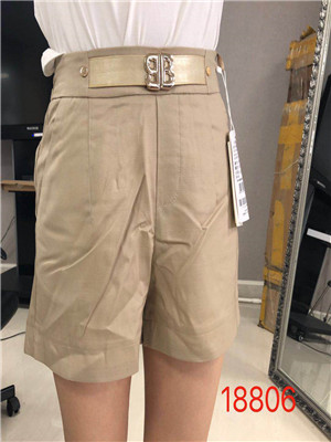 W355318806 名美特价女休闲三分裤MD    
