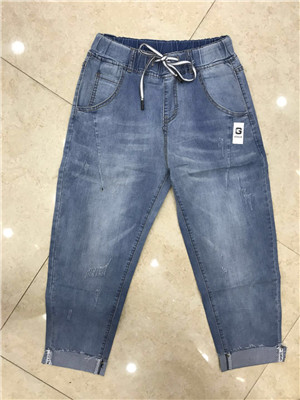 W63108836蓝色金典女牛仔九分裤HH