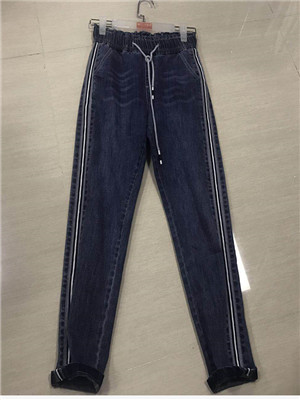 W356030雨燕女牛仔长裤MD