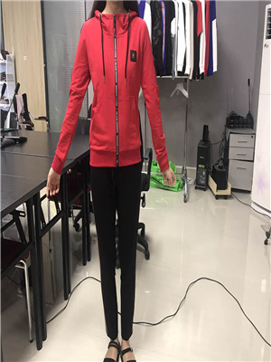 W3592A905花菲梦女长袖运动套HH