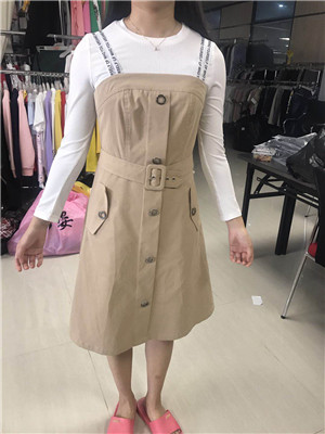 W3555835彩蝶2店女连衣裙MD