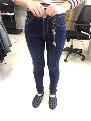 W03749807双目鱼女牛仔长裤MD