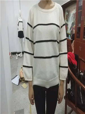 W67575058百衣百顺女套头毛衣MD