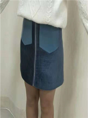 W33489819 女王女半身裙MD(呢料)(系)