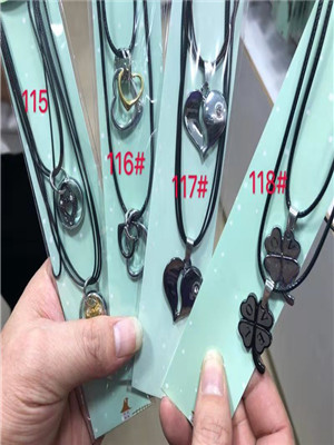 W3668118 银滢女四叶草挂链MD