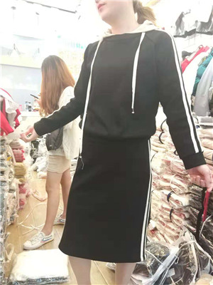 W9070996女套装毛衣(包芯纱)HH