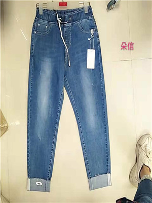 W3604B917女牛仔八分裤MD