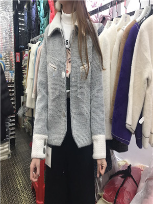 W35978658女呢料外套(金貂绒)HH