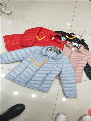 W905318823女加厚轻薄外套MD