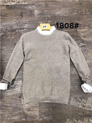 W69031808 特价男毛衣MD