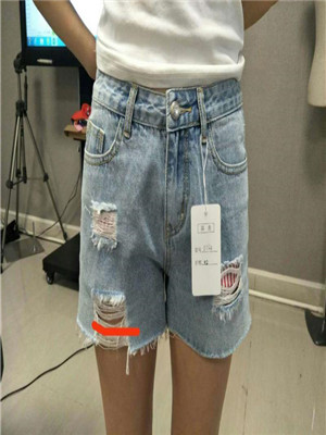 W3609D754女牛仔三分裤MD