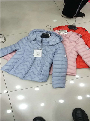 W9053801特价女轻薄外套MD