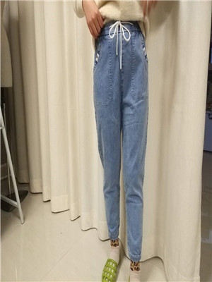 W36913365女牛仔九分合体裤MD