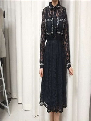 W69112227女秋冬蕾丝连衣裙MD